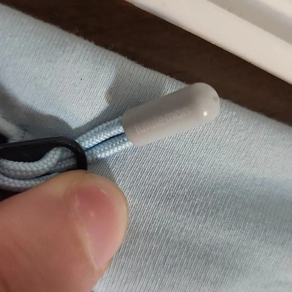 Lululemon Capri Leggings - Picture 6 of 11